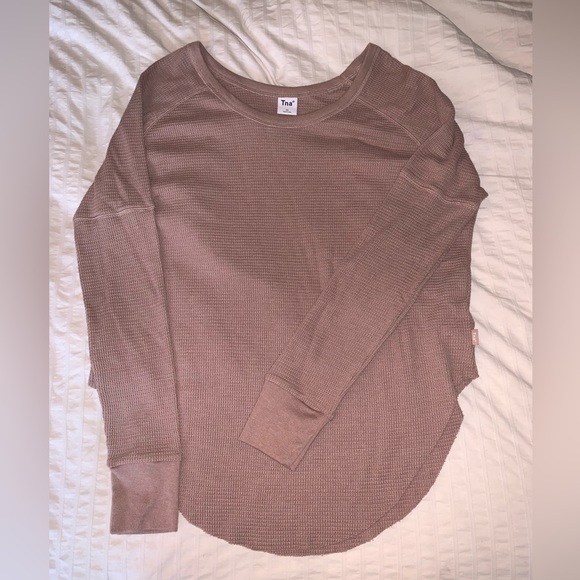 aritzia waffle knit long sleeve - Picture 2 of 2